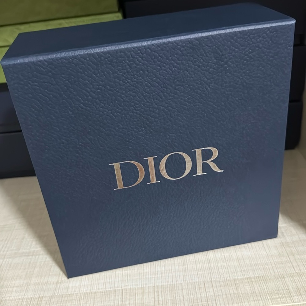 Dior gift box